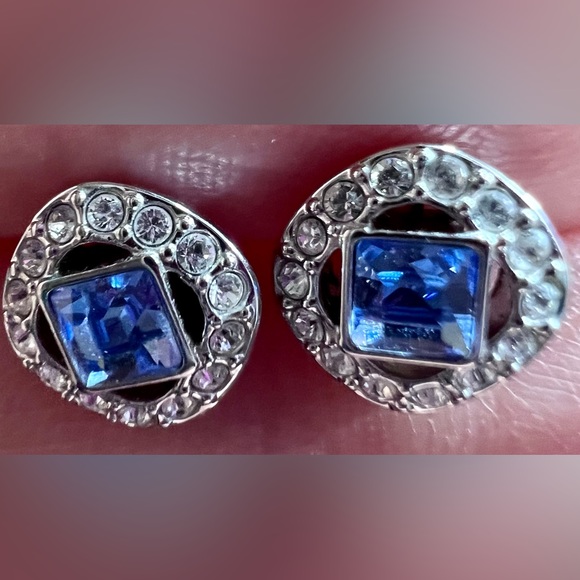 Swarovski Blue Crystal Halo Earrings - Picture 2 of 2